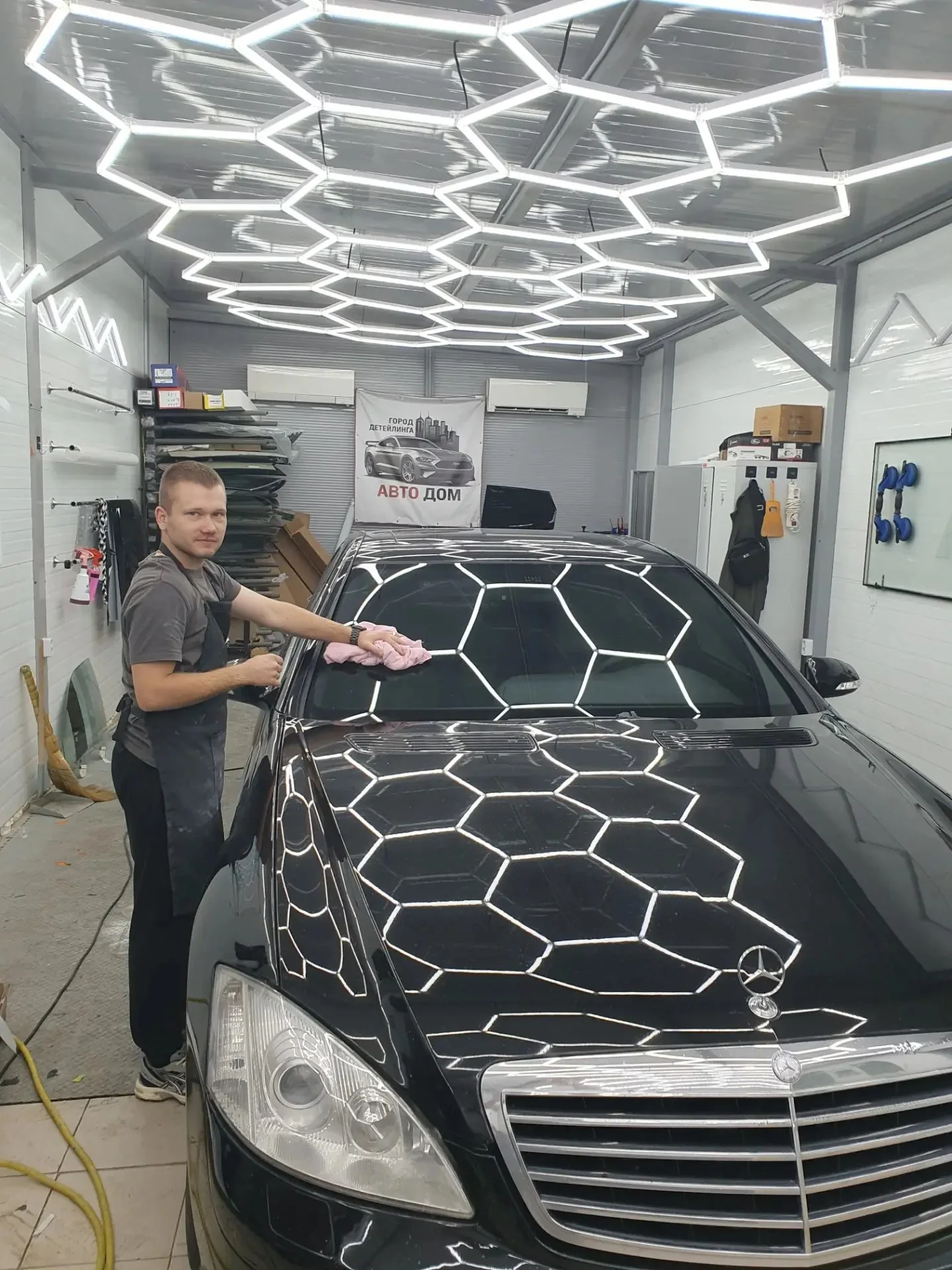 Практическое обучение ремонту автостекла в Auto Home